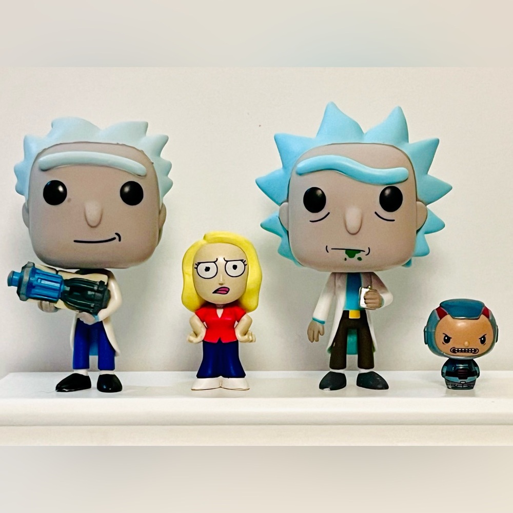 Huge Rick & Morty Collectible Toy Lol - Picture 3 of 5